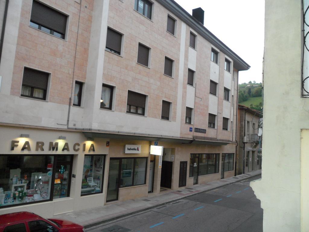 Pension La Posada Tineo Bagian luar foto
